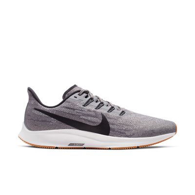 nike pegasus width